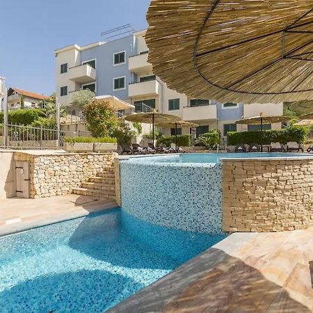 Apartment Relax Villa Salena Слатине Экстерьер фото
