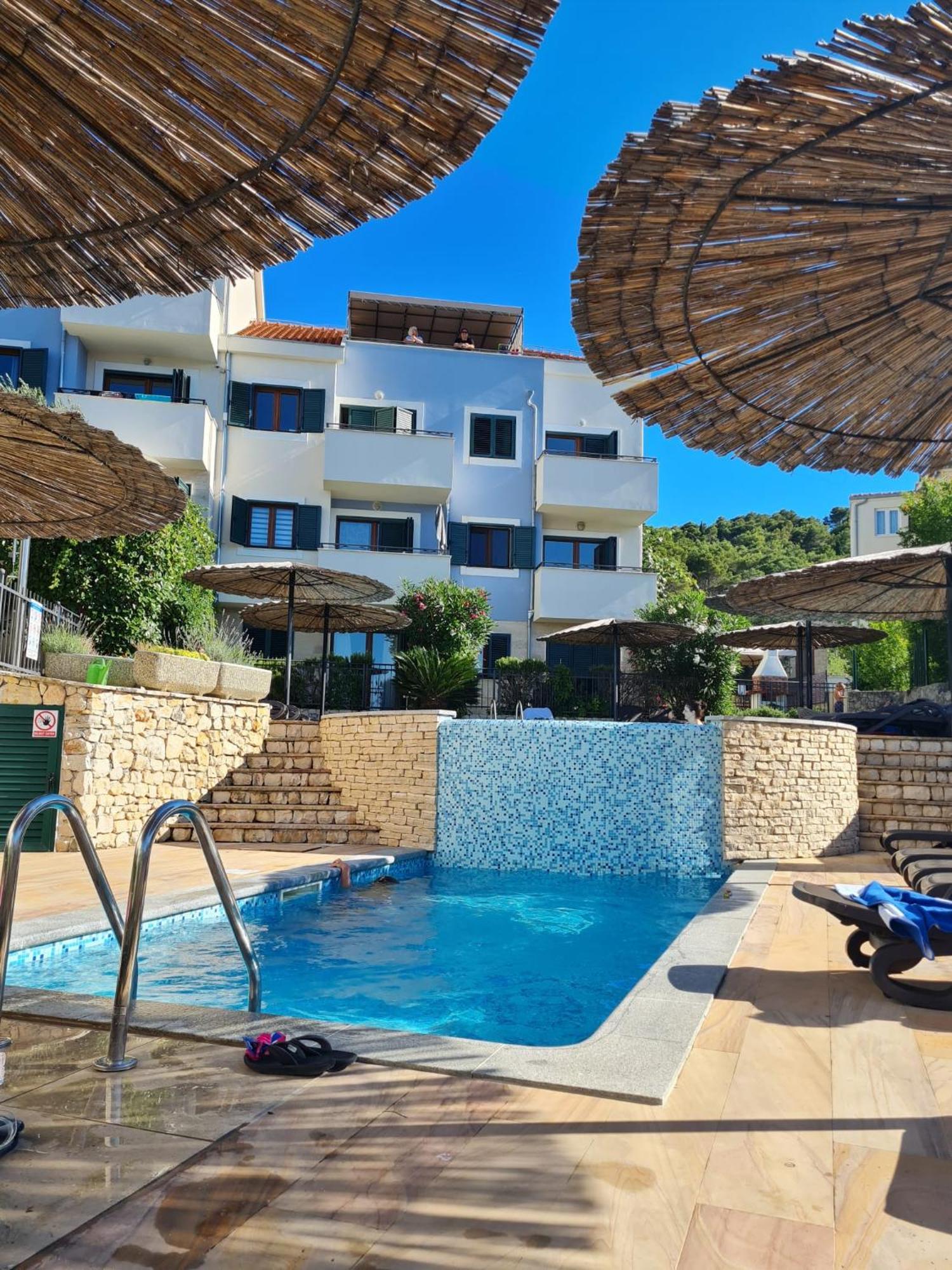 Apartment Relax Villa Salena Слатине Экстерьер фото